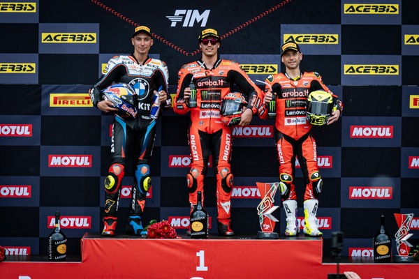 SBK, Bulega può raggiungere Corser, ma Toprak è il pilota da battere a Most