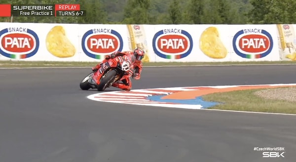 FP1 Most, brutto volo per Bulega: le immagini