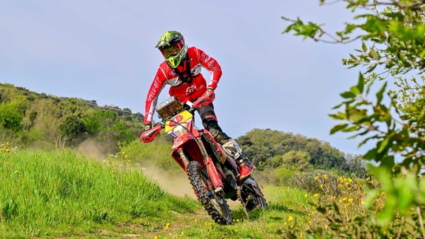 La scommessa della Sardegna: moto e auto insieme nel Rally