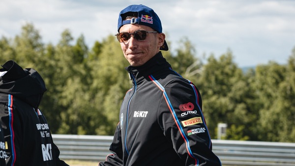 SBK Most, Toprak: “Felice che Bulega sia ok, siamo in lotta e non vorrei correre senza di lui”