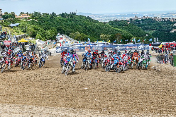 Campionato Italiano Motocross: doppiette di Gifting e Lata a Cingoli