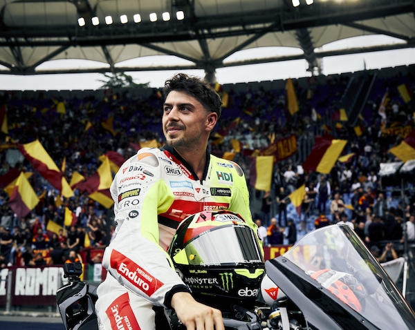 Monster Energy diventa Official Drink Partner di AS Roma: l'annuncio con Fabio Di Giannantonio