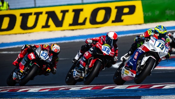 Michelin al posto di Pirelli in SBK? Sì, ma anche la Dunlop è nella partita