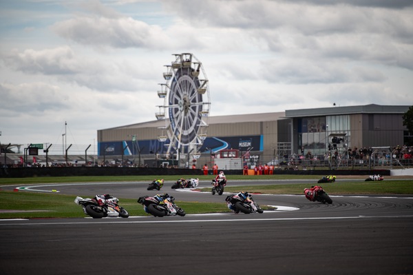LIVE MotoGP 2025, GP Silverstone in DIRETTA: tutti gli aggiornamenti