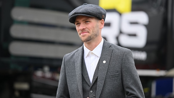 Jake Dixon entra a far parte dei Peaky Blinders: ecco come si è presentato a Silverstone
