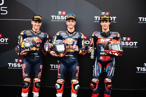 Moto3, risultati qualifiche del GP Silverstone: Rueda in pole, doppietta KTM Ajo