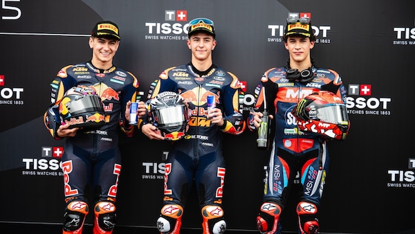 Moto3, risultati qualifiche del GP Silverstone: Rueda in pole, doppietta KTM Ajo