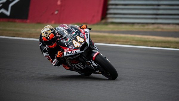 Moto2 Silverstone: prima pole stagionale per Aron Canet, Gonzalez lo tallona