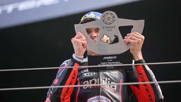 MotoGP Silverstone, Bezzecchi: "Ho avuto fortuna ma chissene. Non ho mai mollato, ora è libidine"