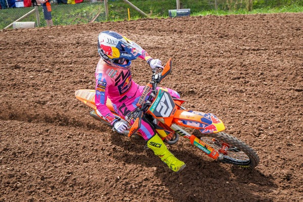 MX2: il ballo di Simon