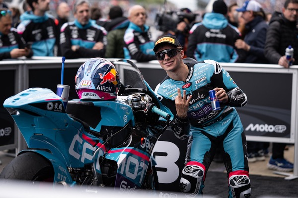 Moto2 Silverstone, Alonso: “Gara bellssima, ho avuto déjà-vu di quella di Moto3 del 2023"