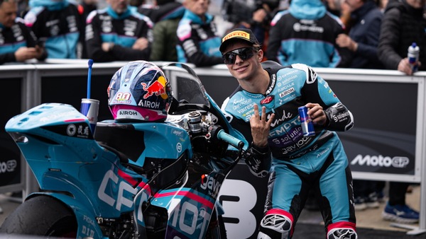 Moto2 Silverstone, Alonso: “Gara bellssima, ho avuto déjà-vu di quella di Moto3 del 2023"