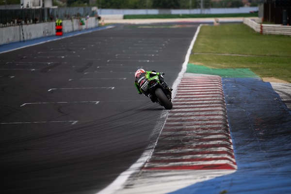 SBK LIVE, test a Misano: segui minuto per minuto l'azione