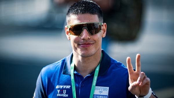 SBK, ufficiale: Rinaldi torna in top class con il team Motoxracing!