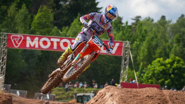 MX2: Langenfelder vede rosso in Lettonia