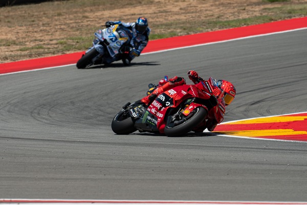 MotoGP DIRETTA GARA Aragon 2025: segui la live minuto per minuto