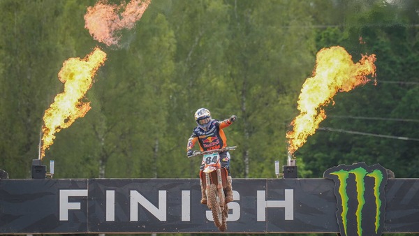 MXGP di Lettonia: la nona sinfonia di Helrings