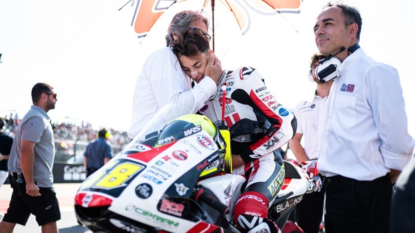 Moto3, Simoncelli: “Lunetta ad Aragon, una gara impeccabile, bella, tesa, vera”