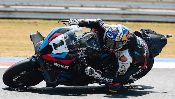 SBK Misano: Toprak vince in scioltezza Gara 2, Bulega rimonta fino al 2° posto