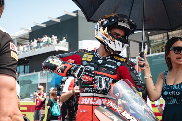 SBK, Petrucci: “A Toprak vedo fare cose che ho visto fare solo ai migliori”