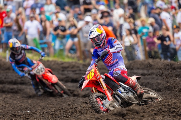 Pro Motocross: poker di Jett