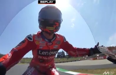 MotoGP, Bagnaia furioso con la moto: problemi nelle FP