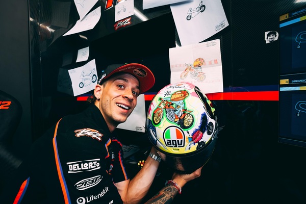 MotoGP, “Caschi per il Cuore” l'iniziativa a cui ha aderito Marco Bezzecchi al Mugello
