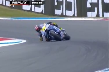 MotoGP, show di Aldeguer che perde per un attimo la moto: che derapata!