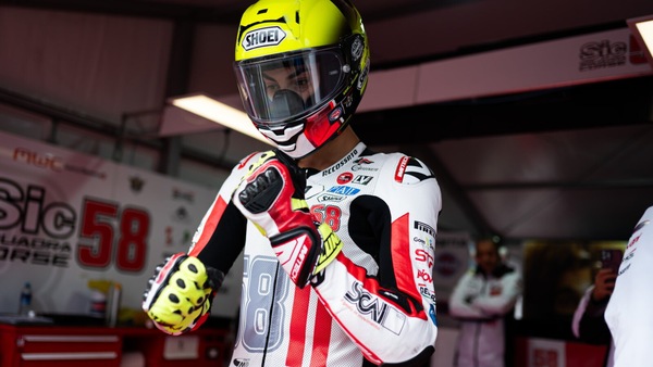 Simoncelli: “Basta alzare gli occhi nel box per ricordarci che il motociclismo è bello, ma anche bastardo”