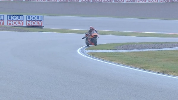 MotoGP, violento high side per Vinales al Sachsenring nelle qualifiche