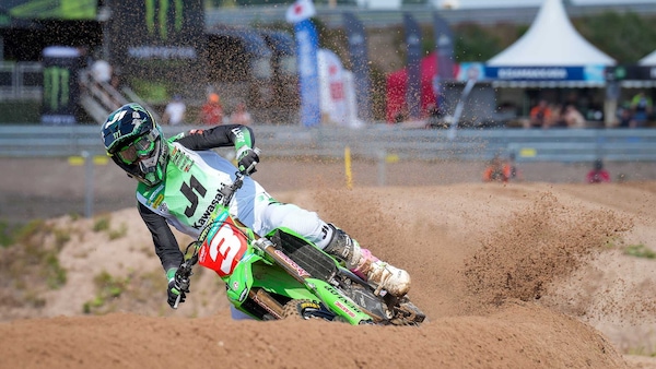 MXGP: pole position in Finlandia per Febvre e Sacha Coenen