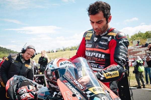 SBK Donington, Petrucci: "Bulega fa la differenza con la Ducati, io la sfrutto ancora al 90%"