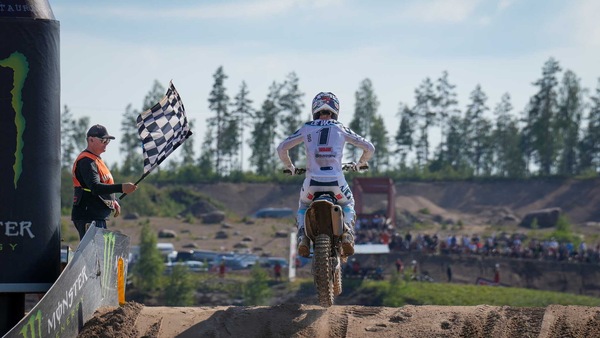 MX2 di Finlandia: attenti al lupo