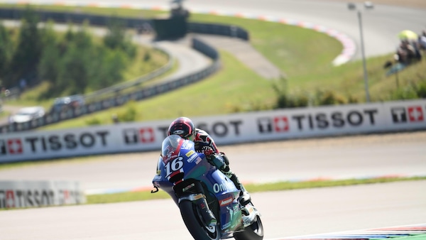 Moto2 Brno: Joe Roberts prenota la pole, quinto Tony Arbolino