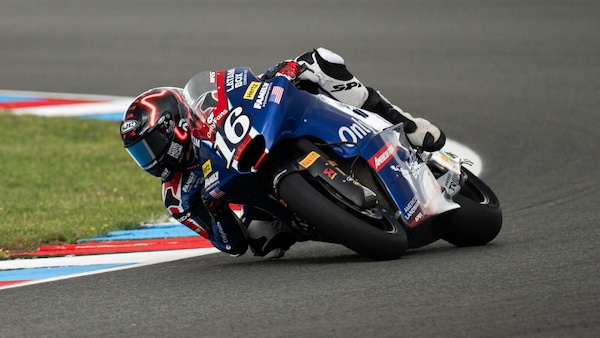 Moto2 Brno: Joe Roberts torna alla vittoria, quinta posizione per Celestino Vietti