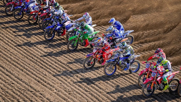 MXGP: Loket assalto alla tabella rossa