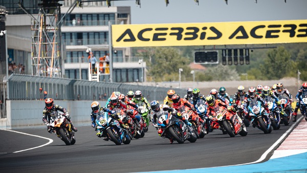 SBK LIVE, segui Gara 2 direttamente da Balaton Park