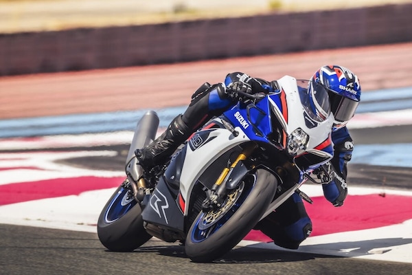 Suzuki, la GSX-R non smette di correre: dal Mondiale SBK all’EWC, 40 anni in pista e su strada