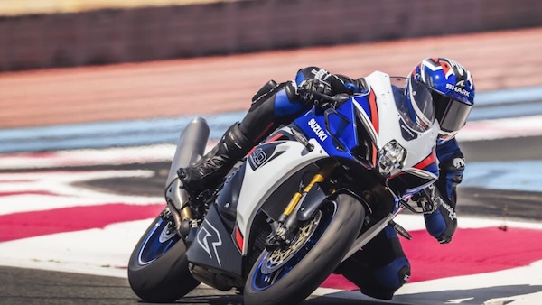 Suzuki, la GSX-R non smette di correre: dal Mondiale SBK all’EWC, 40 anni in pista e su strada