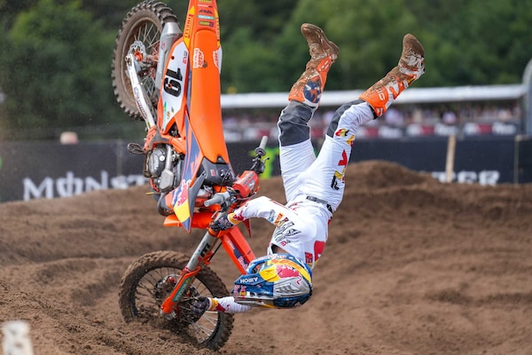 La spettacolare caduta di Sacha Coenen a Lommel