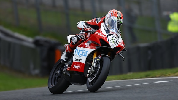 BSB: clamoroso cambio di team per Irwin, Redding unico alfiere PBM Ducati