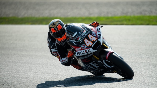 Moto2 Austria: Aron Canet prenota la pole, quarto Celestino Vietti