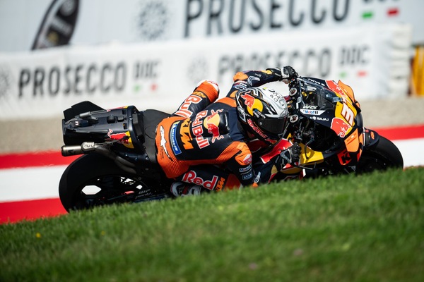 MotoGP, Acosta: “I due Marquez più veloci, ma KTM ha fatto un grande step”