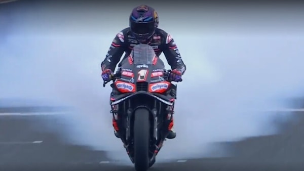 MotoGP, disastro Martin: rompe l'Aprilia poco dopo la bandiera verde