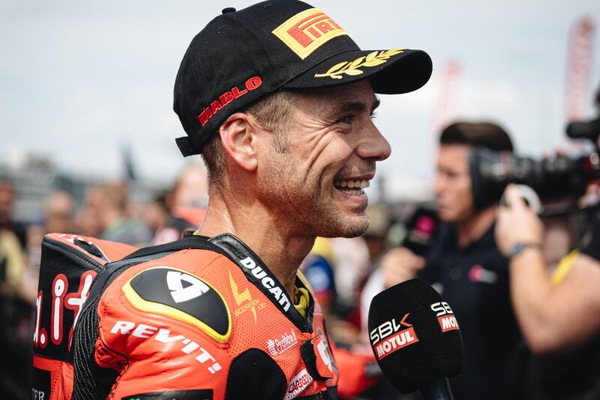 SBK, il futuro di Bautista: nel 2026 con Barni, con tanto di antipasto...