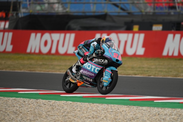 Moto3, Quiles firma le practice al Balaton Park su Perrone e Pini. Foggia 8°