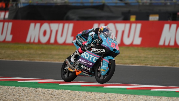 Moto3, Quiles firma le practice al Balaton Park su Perrone e Pini. Foggia 8°