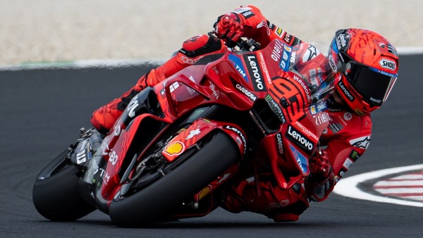 MotoGP Ungheria, vittoria numero 10 come i fuoriclasse: Marc Marquez domina (pure) al Balaton