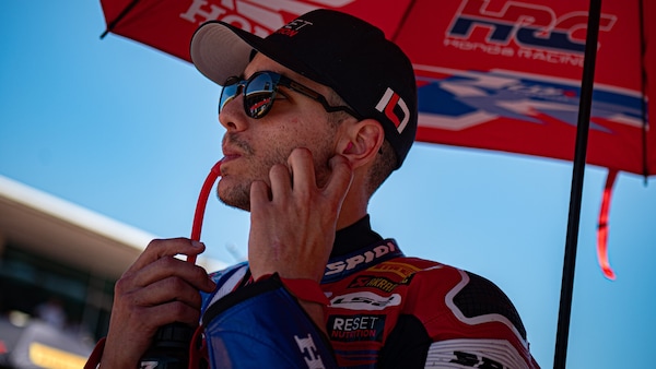 SBK, ufficiale: Iker Lecuona passa al team Ducati Aruba per il 2026