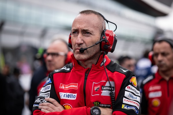 MotoGP, Cristian Gabarrini ricorda un episodio con Stoner: "Casey torna al box e mi prende per la maglietta"